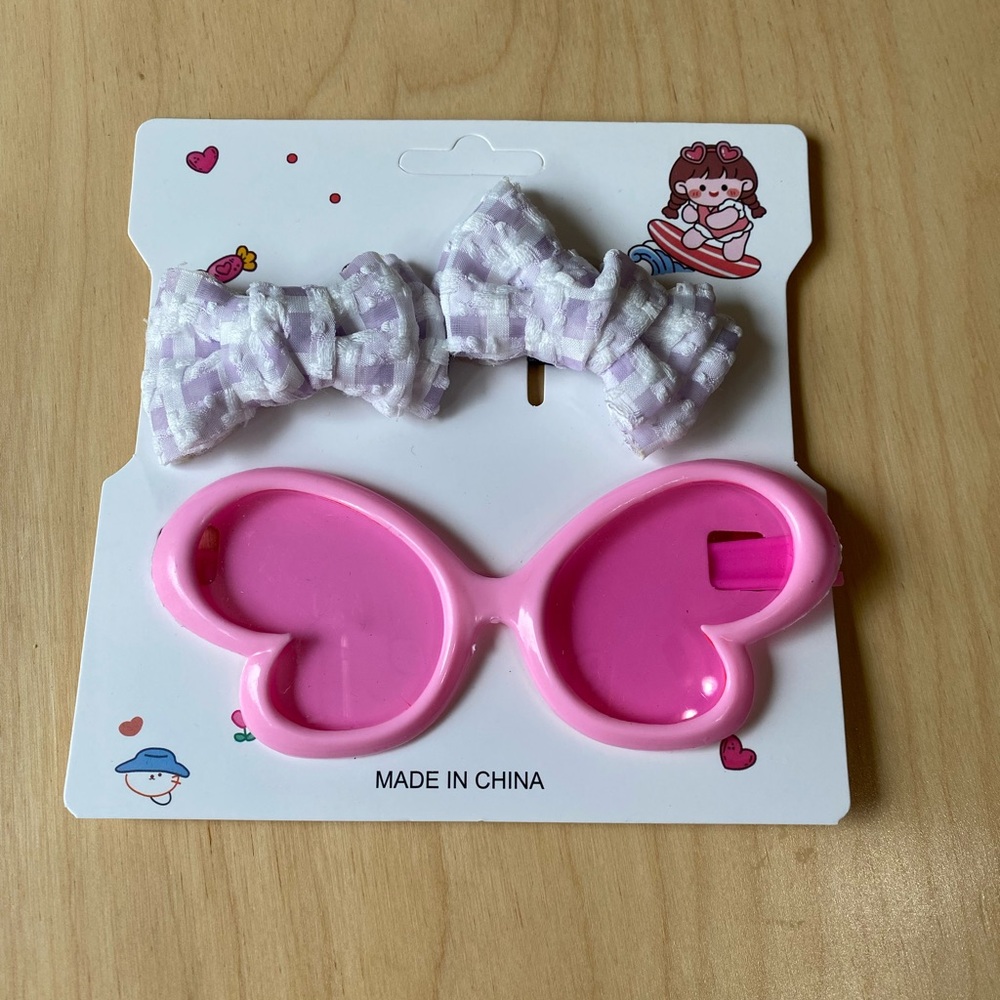 Pink butterfly Sun glasses and White and lavender check Hair Bows